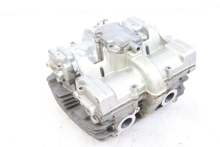 photo de CABEÇOTE SUZUKI GSX E 250 (1982 - 1983) - Vista de perto