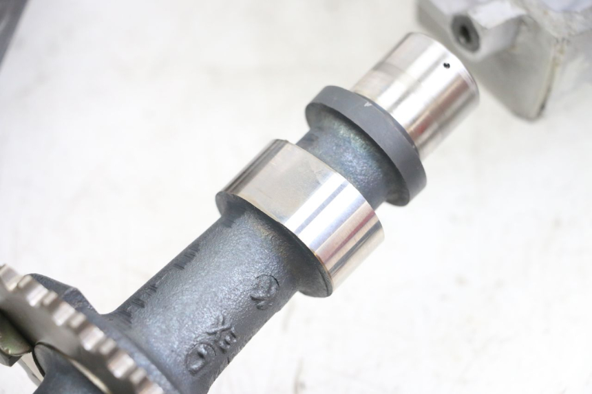 photo de CABEÇOTE SUZUKI GSX E 250 (1982 - 1983) - Vista geral
