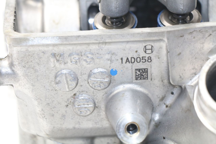 photo de CABEÇOTE HONDA INTEGRA NC D 750 (2016 - 2018) - Detalhes característicos