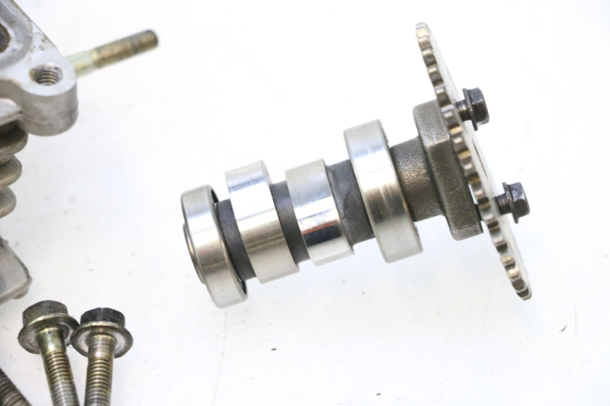photo de CABEÇOTE PEUGEOT KISBEE 4T 50 (2010 - 2017) - Vista principal