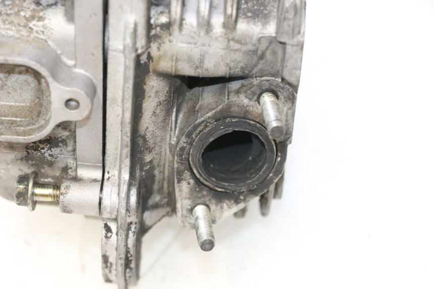 photo de CABEÇOTE PEUGEOT KISBEE 4T 50 (2018 - 2022) - Zoom do estado de desgaste