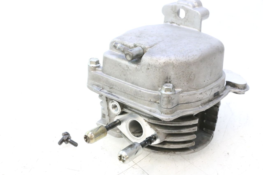 photo de CABEÇOTE PEUGEOT KISBEE 4T 50 (2018 - 2022) - Pontos de fixação