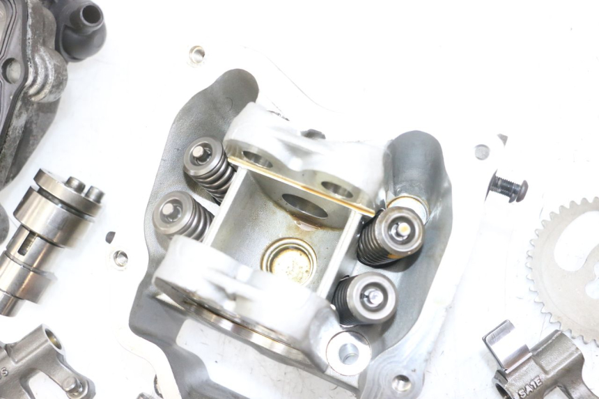 photo de CABEÇOTE PIAGGIO MP3 LT 300 (2010 - 2016) - Ampliação técnica