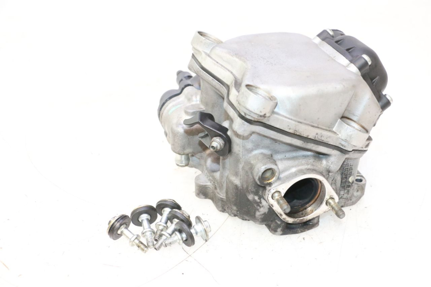 photo de CABEÇOTE PIAGGIO MP3 LT 300 (2010 - 2016) - Vista geral