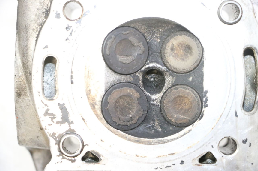 photo de CABEÇOTE PIAGGIO MP3 RL 250 (2006 - 2010) - Marcações e referências
