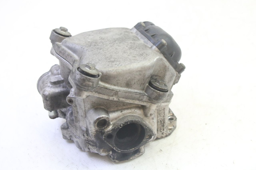 photo de CABEÇOTE PIAGGIO MP3 RL 250 (2006 - 2010) - Pontos de fixação