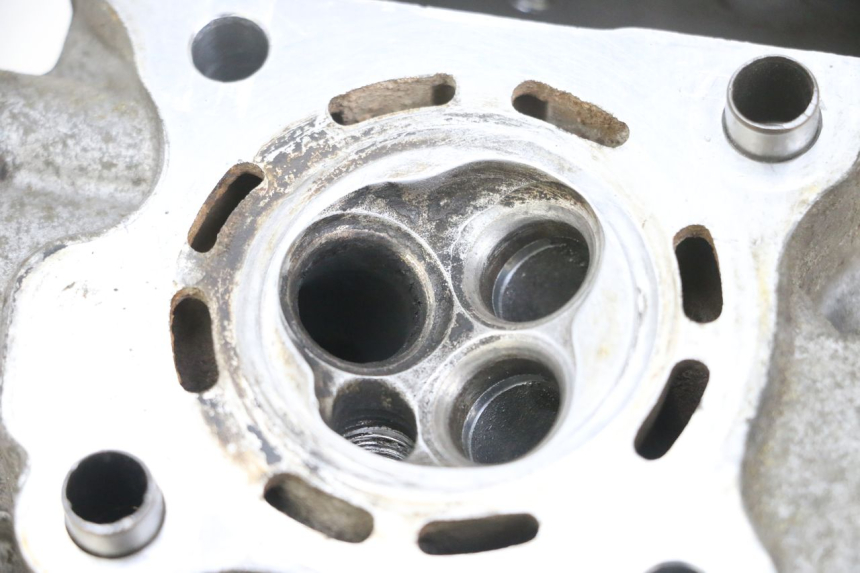 photo de CABEÇOTE YAMAHA NEOS NEO'S 4T 50 (2008 - 2016) - Estado da superfície
