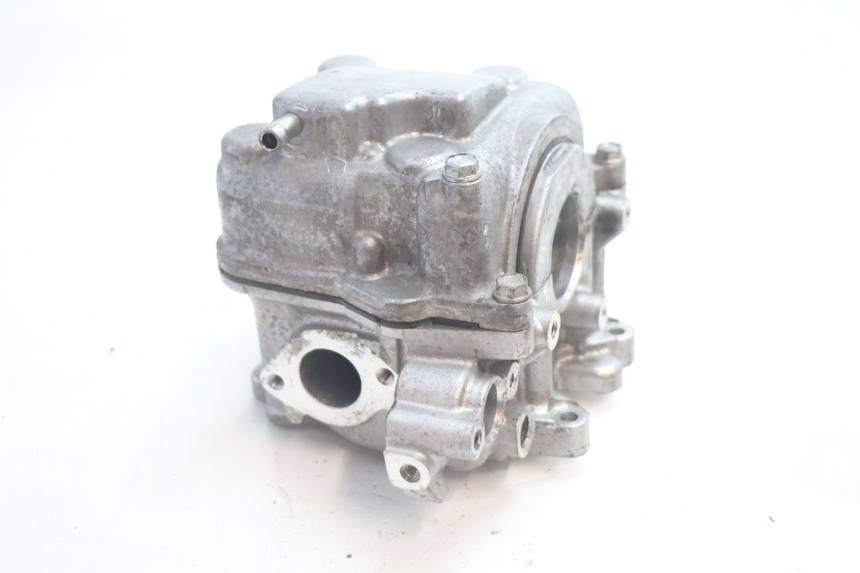 photo de CABEÇOTE HONDA PCX (JF28) 125 (2009 - 2011) - Detalhes característicos