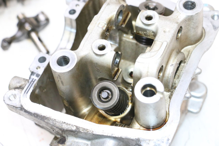 photo de CABEÇOTE HONDA PCX (JF57/JF64) 125 (2014 - 2018) - Ângulo alternativo