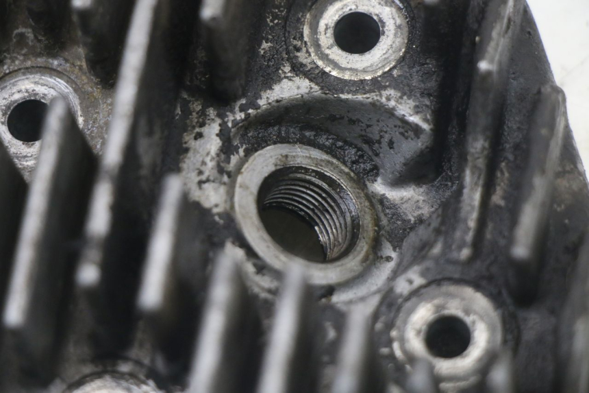 photo de CABEÇOTE PEUGEOT TKR TREKKER FURIOUS 50 (2005 - 2014) - Outro ângulo de visão