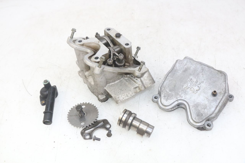 photo de CABEÇOTE PEUGEOT SATELIS 125 (2010 - 2012) - Marcações e referências