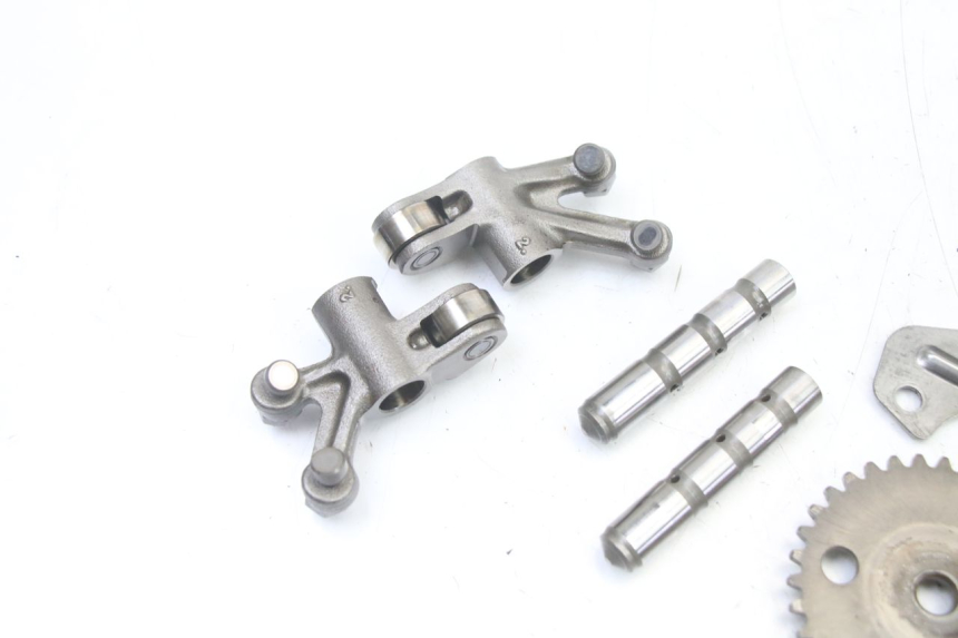photo de CABEÇOTE PEUGEOT SATELIS 125 (2013 - 2018) - Pontos de fixação