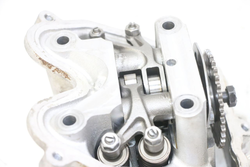 photo de CABEÇOTE PEUGEOT SATELIS 125 (2013 - 2018) - Inspeção visual