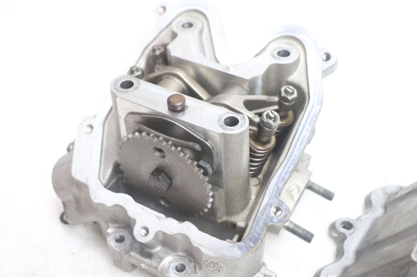 photo de CABEÇOTE PEUGEOT SATELIS 125 (2006 - 2009) - Detalhe da peça