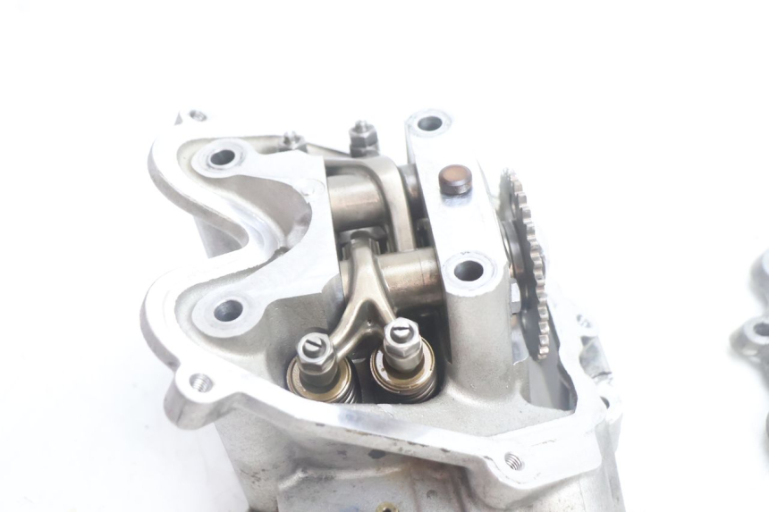 photo de CABEÇOTE PEUGEOT SATELIS 125 (2006 - 2009) - Zoom do estado de desgaste