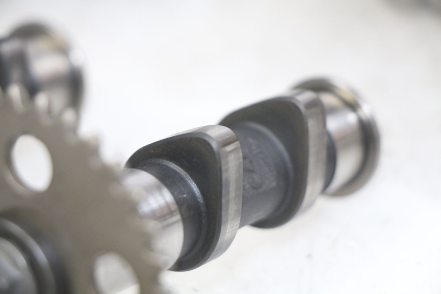 photo de CABEÇOTE APRILIA SCARABEO LIGHT 125 (2007 - 2011) - Zoom do estado de desgaste