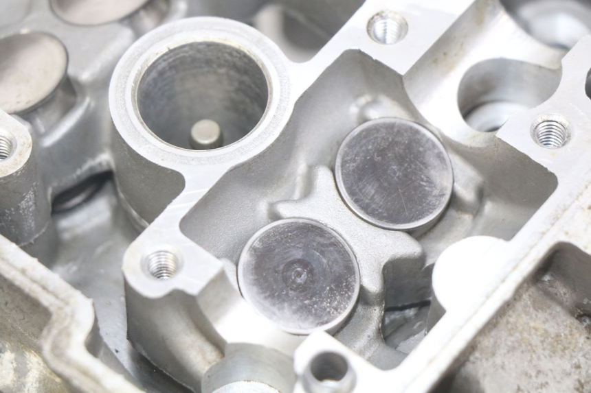 photo de CABEÇOTE APRILIA SCARABEO LIGHT 125 (2007 - 2011) - Pontos de fixação