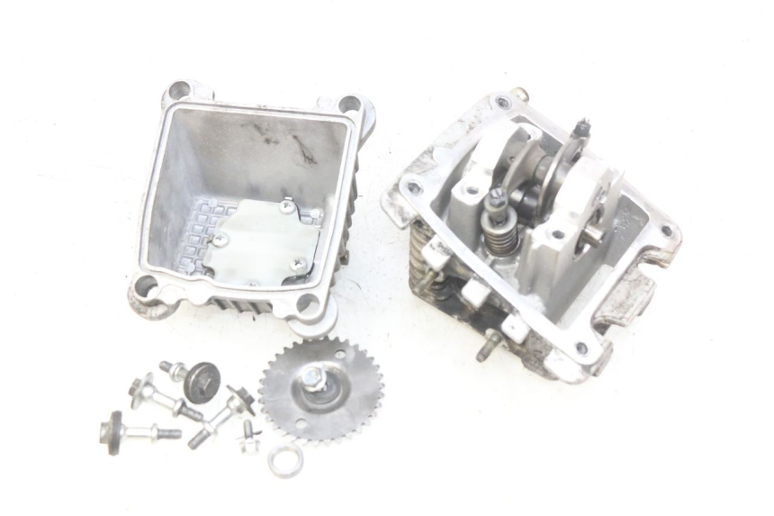 photo de CABEÇOTE APRILIA SCARABEO 100 (2003 - 2012) - Detalhe da peça