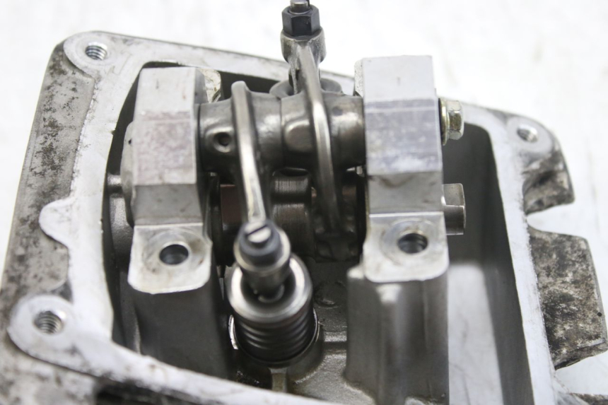 photo de CABEÇOTE APRILIA SCARABEO 100 (2003 - 2012) - Outro ângulo de visão