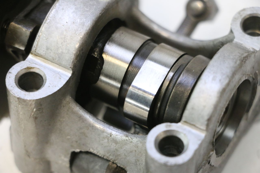photo de CABEÇOTE HONDA SCV LEAD 100 (2003 - 2007) - Pontos de fixação