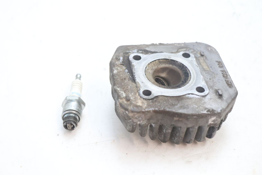 photo de CABEÇOTE PEUGEOT SPEEDFIGHT 2 AC 50 (2000 - 2009) - Outro ângulo de visão