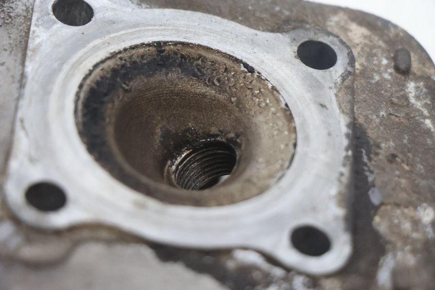 photo de CABEÇOTE PEUGEOT SPEEDFIGHT 2 AC 50 (2000 - 2009) - Vista geral