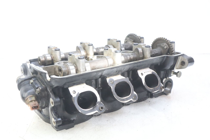 photo de CABEÇOTE TRIUMPH SPRINT ST 955 (1999 - 2001) - Detalhes característicos