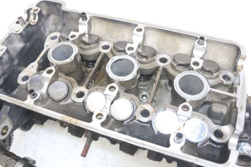 photo de CABEÇOTE TRIUMPH SPRINT ST 955 (1999 - 2001) - Detalhe da peça
