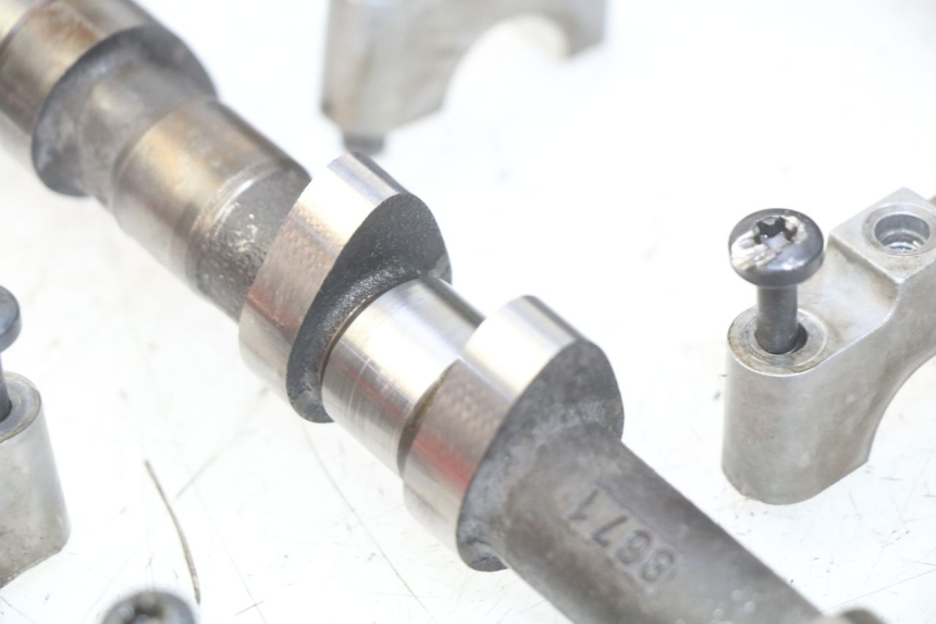photo de CABEÇOTE TRIUMPH SPRINT ST 955 (1999 - 2001) - Ampliação técnica