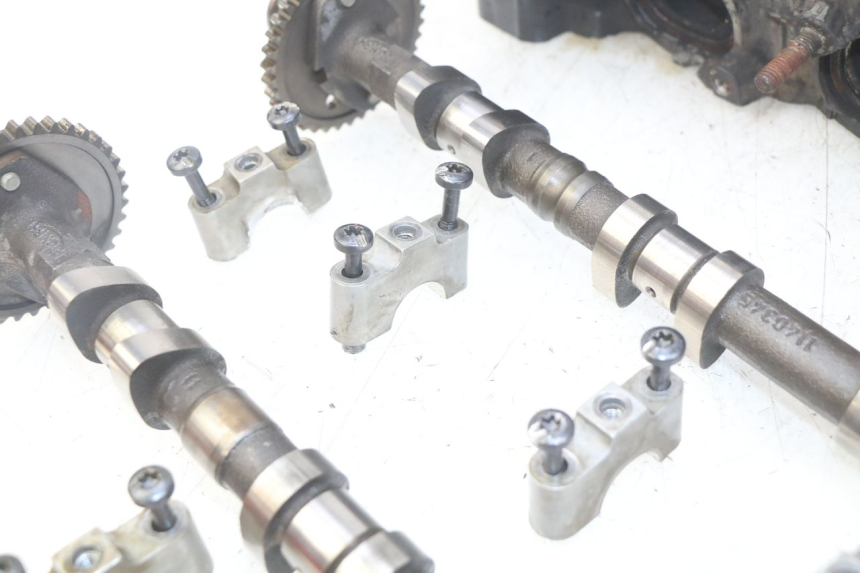 photo de CABEÇOTE TRIUMPH SPRINT ST 955 (1999 - 2001) - Estado da superfície