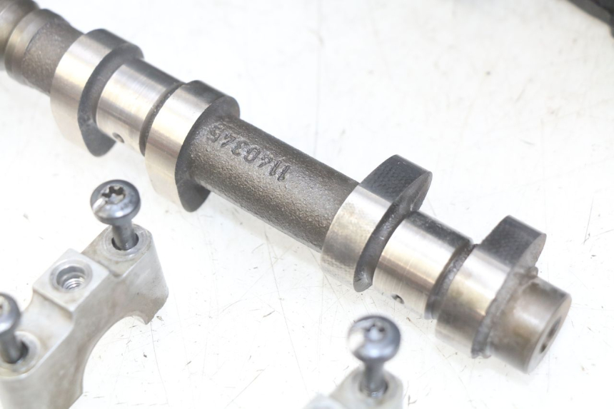 photo de CABEÇOTE TRIUMPH SPRINT ST 955 (1999 - 2001) - Marcações e referências