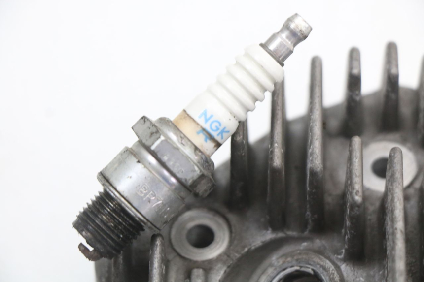 photo de CABEÇOTE PEUGEOT STREETZONE 2T 50 (2014 - 2019) - Zoom do estado de desgaste