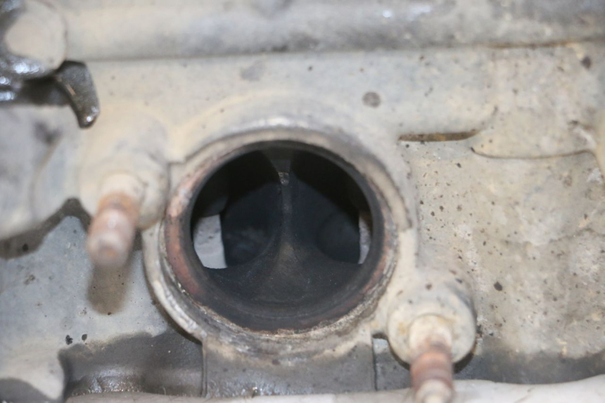 photo de CABEÇOTE YAMAHA TDM ABS 900 (2002 - 2014) - Ampliação dos componentes