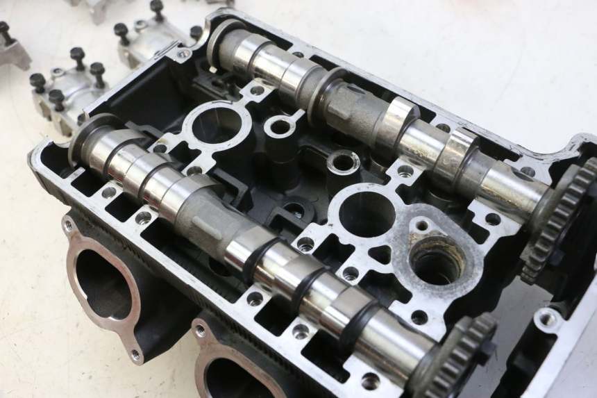photo de CABEÇOTE YAMAHA TDM ABS 900 (2002 - 2014) - Detalhe da peça