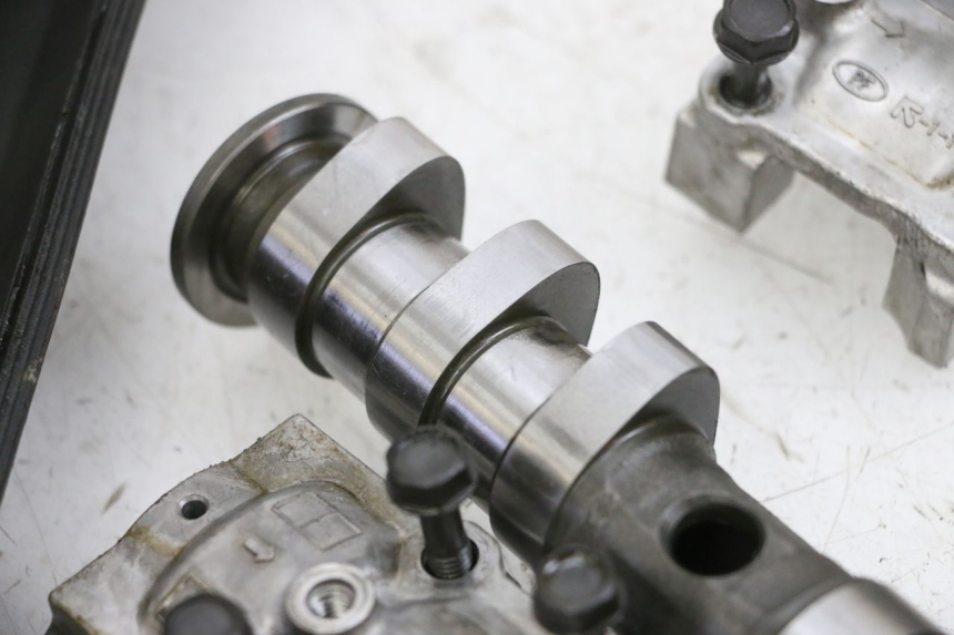 photo de CABEÇOTE YAMAHA TDM ABS 900 (2002 - 2014) - Ângulo alternativo