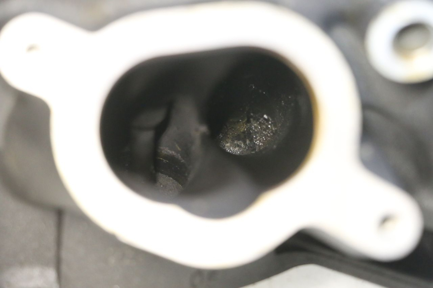 photo de CABEÇOTE YAMAHA TDM ABS 900 (2002 - 2014) - Detalhes característicos