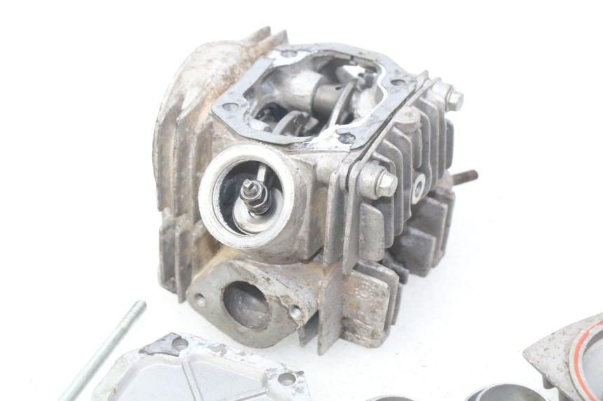 photo de CABEÇOTE NITRO MOTORS THUNDER 125 - Marcações e referências