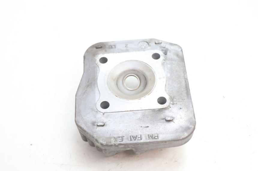 photo de CABEÇOTE PEUGEOT TREKKER 50 (1995 - 2004) - Outro ângulo de visão