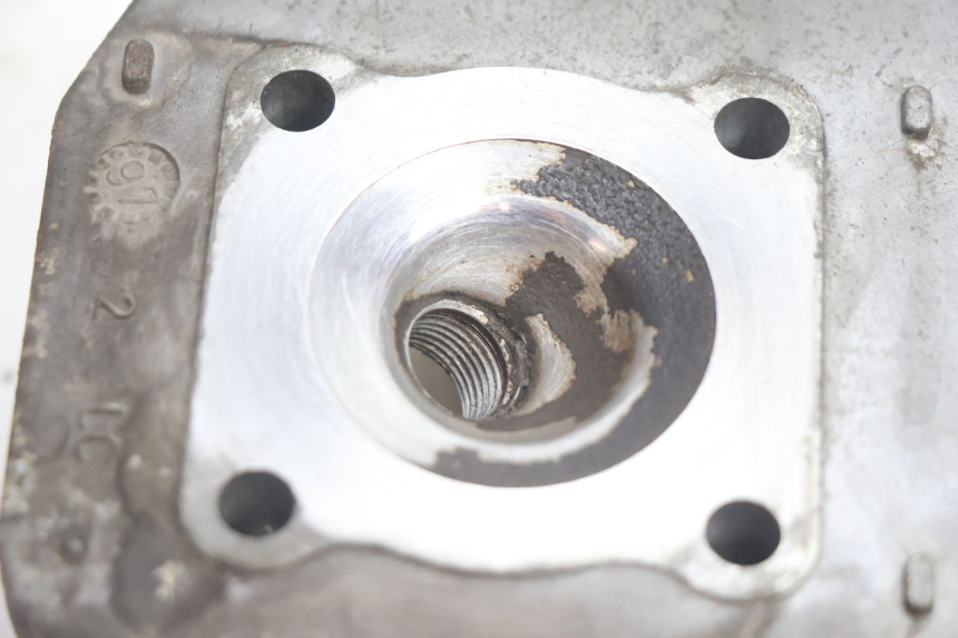 photo de CABEÇOTE PEUGEOT TREKKER 50 (1995 - 2004) - Vista geral