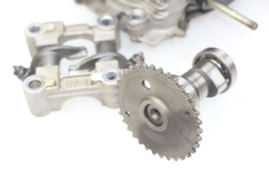 photo de CABEÇOTE PEUGEOT V-CLIC VCLIC 50 (2007 - 2013) - Detalhes característicos
