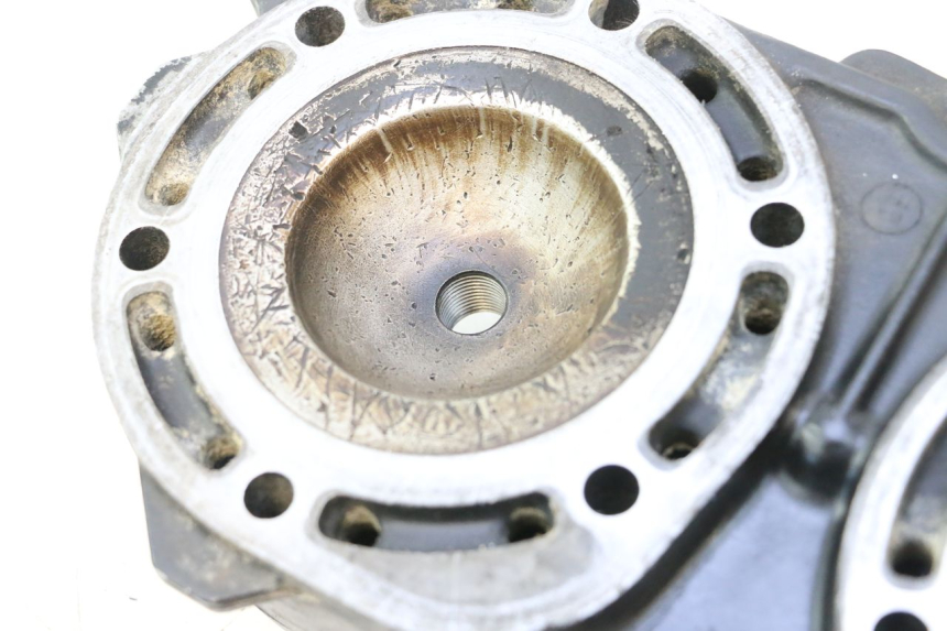 photo de CABEÇOTE YAMAHA WAVE RUNNER GP R 1200 (2000 - 2003) - Zoom do estado de desgaste