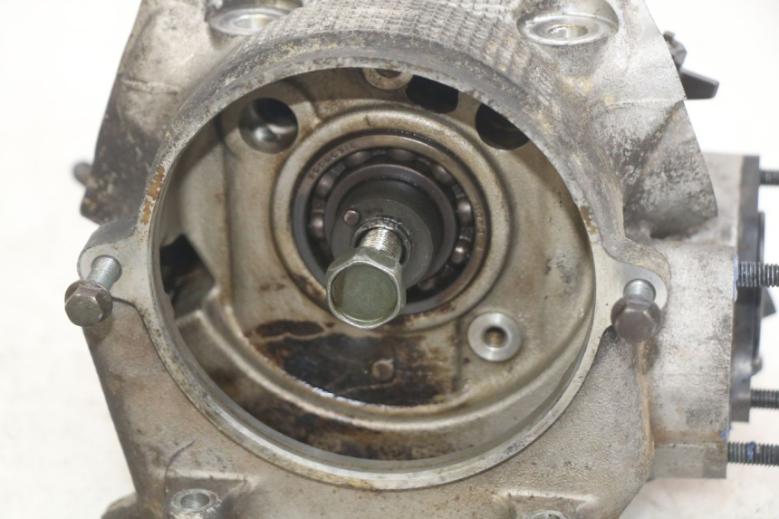 photo de CABEÇOTE YAMAHA X-MAX XMAX 250 (2006 - 2009) - Vista de perto