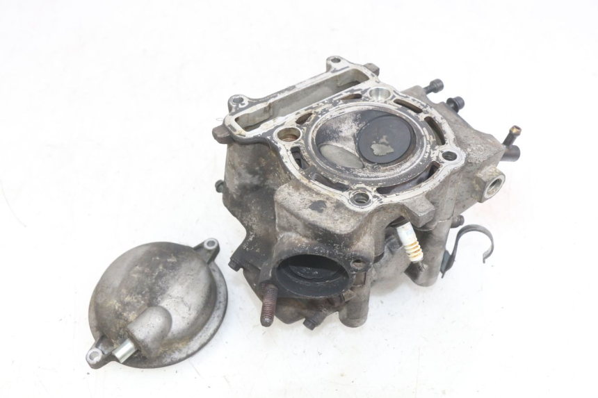 photo de CABEÇOTE YAMAHA X-MAX XMAX 250 (2006 - 2009) - Pontos de fixação