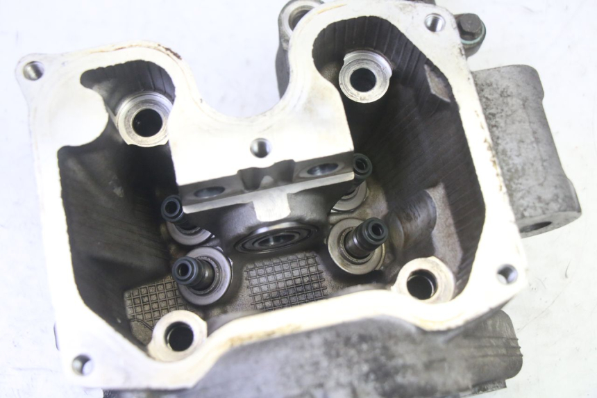 photo de CABEÇOTE YAMAHA X-MAX XMAX 125 (2010 - 2013) - Pontos de fixação