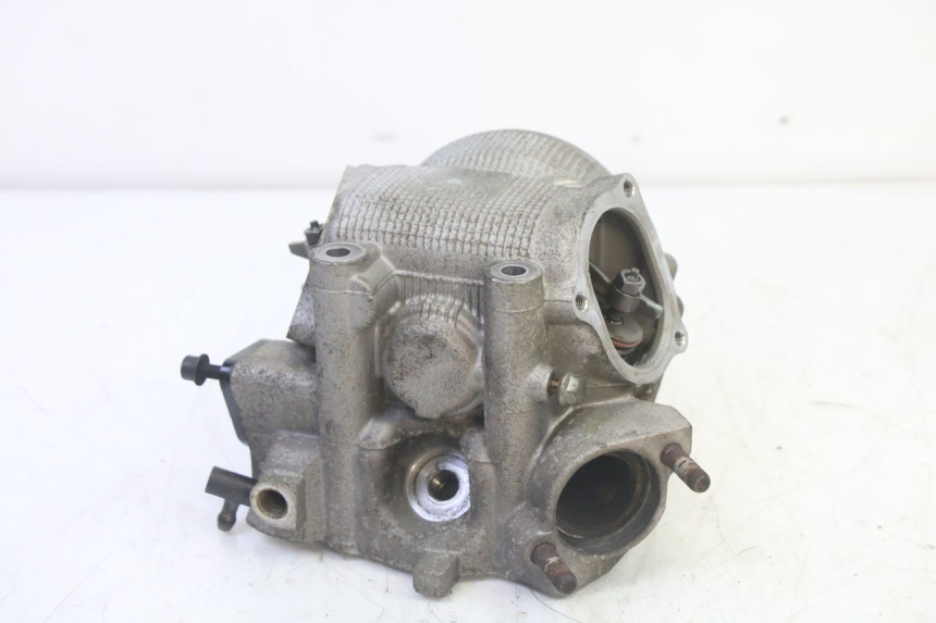 photo de CABEÇOTE YAMAHA X-MAX XMAX 250 (2006 - 2009) - Detalhes característicos