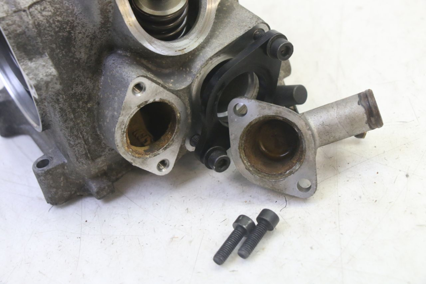photo de CABEÇOTE YAMAHA X-MAX XMAX 250 (2006 - 2009) - Zoom de qualidade