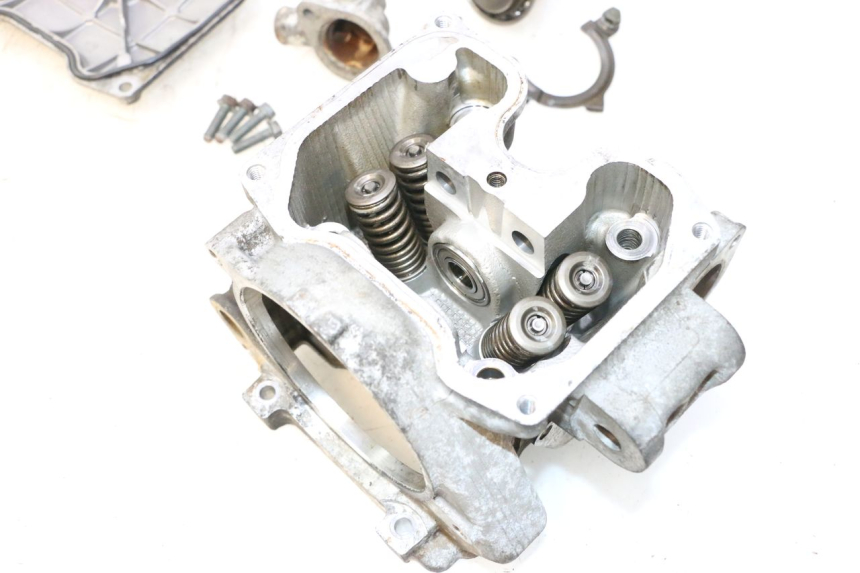 photo de CABEÇOTE YAMAHA XMAX X-MAX 125 (2006 - 2009) - Vista geral