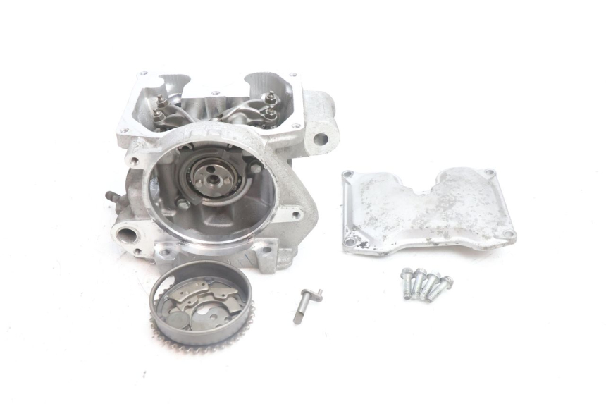 photo de CABEÇOTE YAMAHA X-MAX XMAX 125 (2010 - 2013) - Detalhes característicos