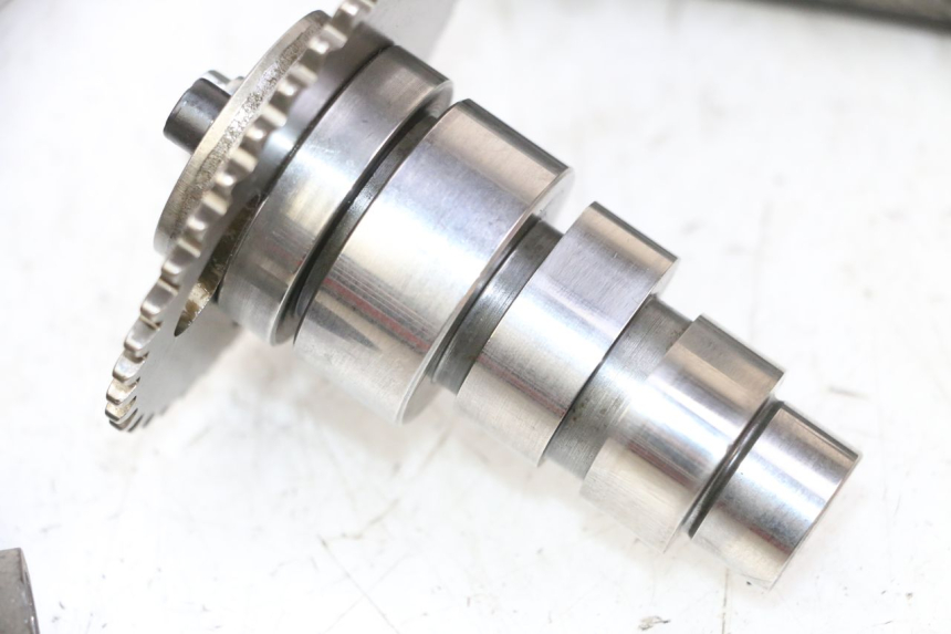 photo de CABEÇOTE PIAGGIO XEVO - X EVO 125 (2007 - 2017) - Detalhe da peça