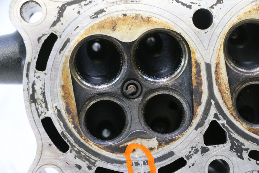 photo de CABEÇOTE YAMAHA XJ6 ABS 600 (2008 - 2016) - Marcações e referências